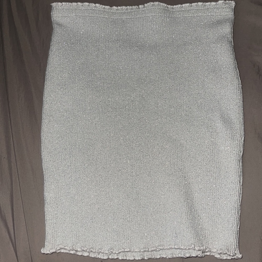 Two piece set - Picture 4 of 4